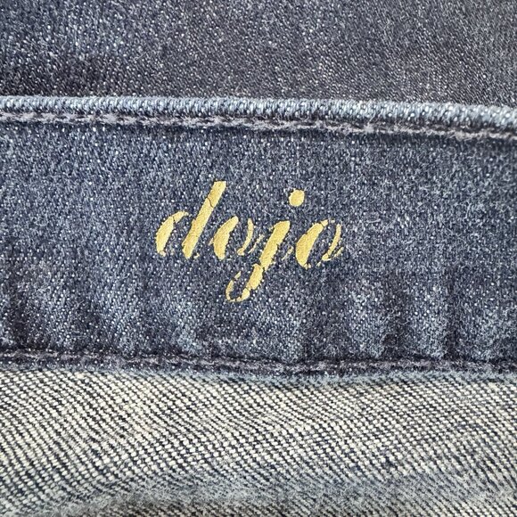 7 For All Mankind Dojo Jeans Women 30 Blue Capri Crop Distressed Dark Wash Denim - Picture 5 of 12
